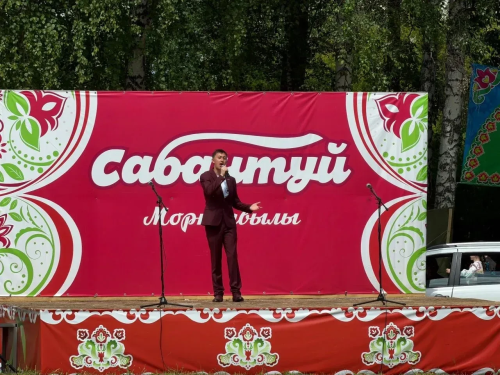 Сабантуй в Мортах прошел с песнями, танцами и народными играми
