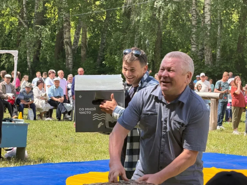 Сабантуй в Мортах прошел с песнями, танцами и народными играми