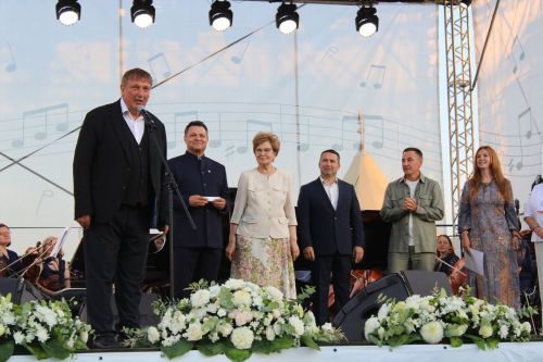 Борис Березовский Алабуганың яңа пляжына югары бәя бирде