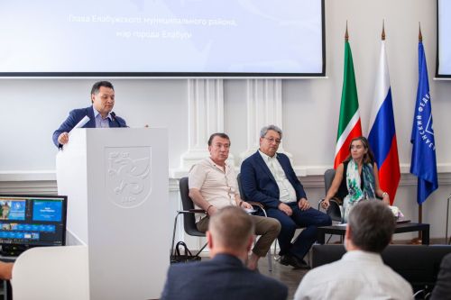 В Елабужском институте КФУ стартовала стратегическая сессия по развитию вуза