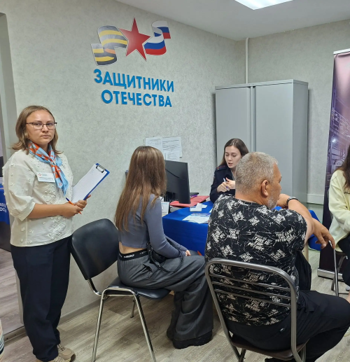 В Елабуге прошла ярмарка вакансий для участников СВО и их семей