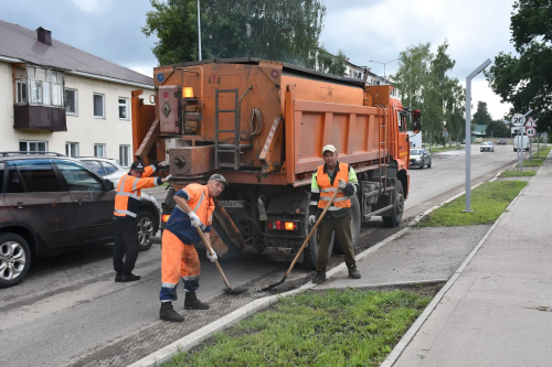 В Елабужском районе продолжается масштабное обновление дорог