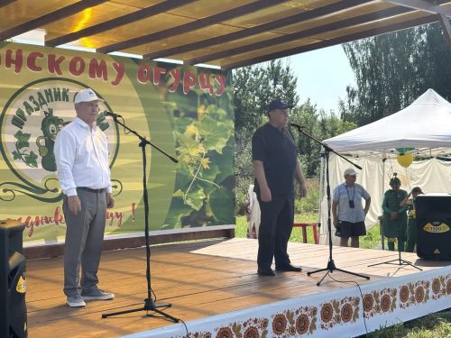 Мурзихада үткән Кыяр бәйрәменә төрле төбәкләрдән кунаклар җыелды