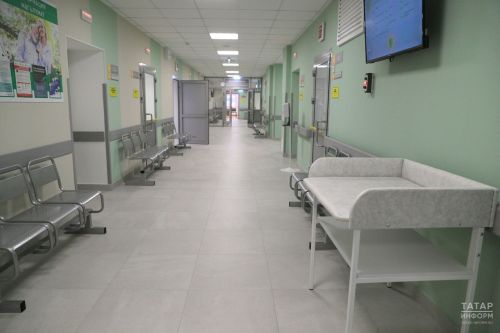 Врачи РКОД одновременно удалили пациентке две крупные опухоли