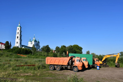 В Елабуге обновляют улицы, тротуары и общественные пространства