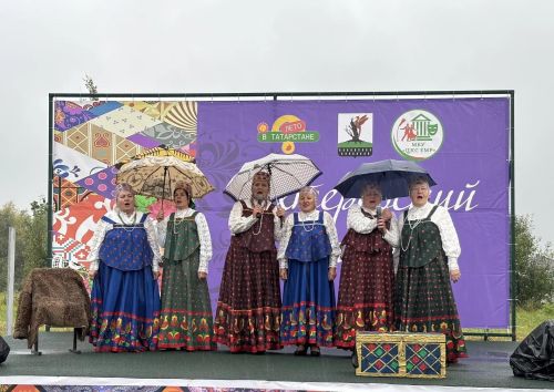 Уникальные мастера представили свои работы на Празднике Бехтеревского платка