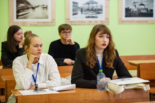Международная конференция «Наука и молодежь» стартовала в Елабужском институте КФУ