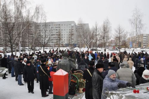В Елабуге почтили память воинов-интернационалистов