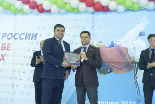 В Елабуге проходит соревнования на Кубок России по борьбе на поясах