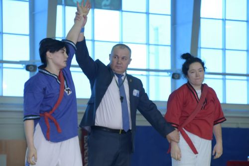 В Елабуге проходит соревнования на Кубок России по борьбе на поясах