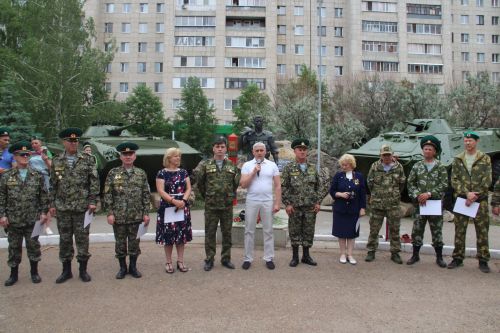 В Елабуге празднуют День пограничника