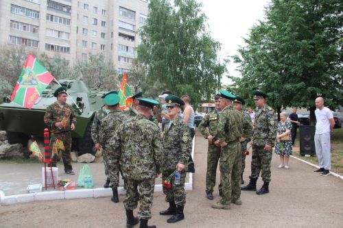 В Елабуге празднуют День пограничника