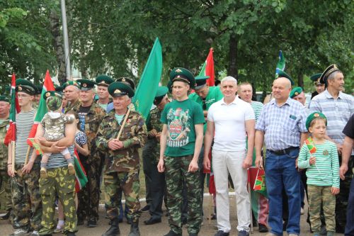В Елабуге празднуют День пограничника