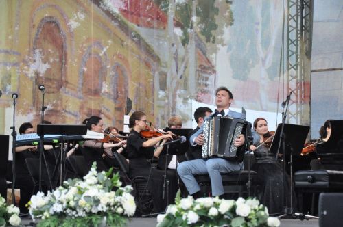 В Елабуге открылся V Международный фестиваль «Летние вечера в Елабуге»