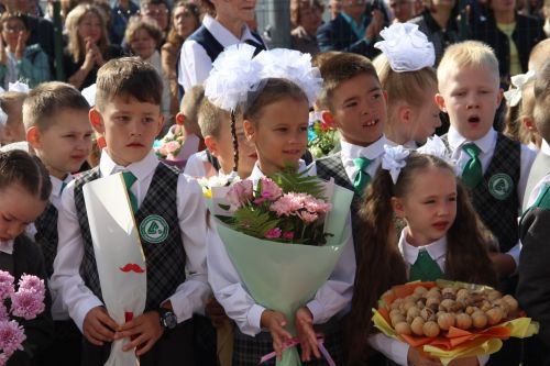 В елабужских школах прозвучали первые звонки