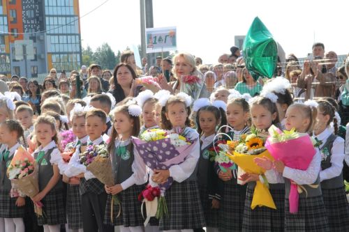 В елабужских школах прозвучали первые звонки