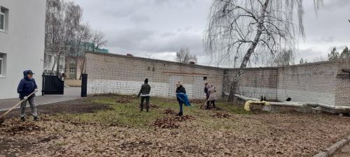 В Елабуге и районе активно проходят субботники