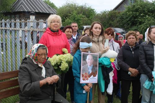 В Верхнем Шурняке открыли памятник погибшим в годы Великой Отечественной войны