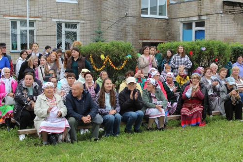 В Елабужском районе прошел Пеледыш пайрём (Праздник цветов)