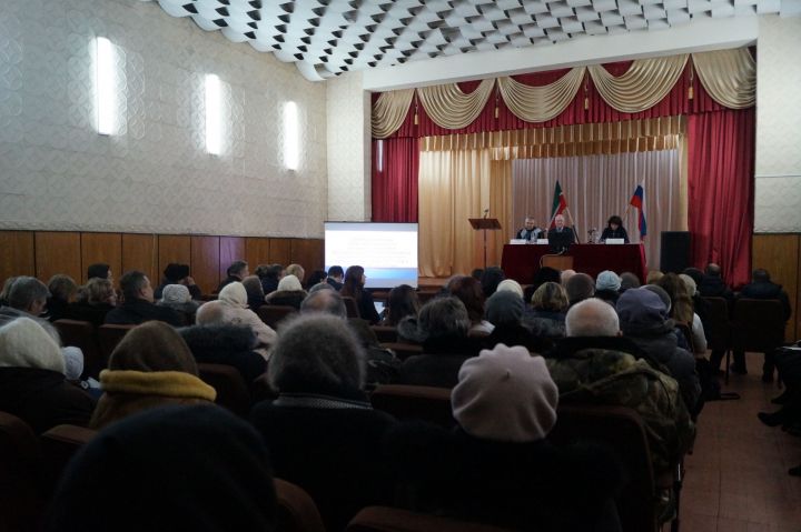 В Елабужском районе состоялась первая отчетная сессия главы поселения