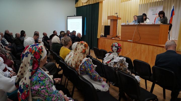 В селах Елабужского района продолжаются отчетные сессии