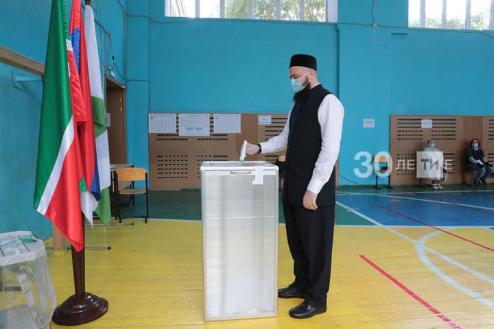 Муфтий Татарстана Камиль хазрат Самигуллин присоединился к голосованию