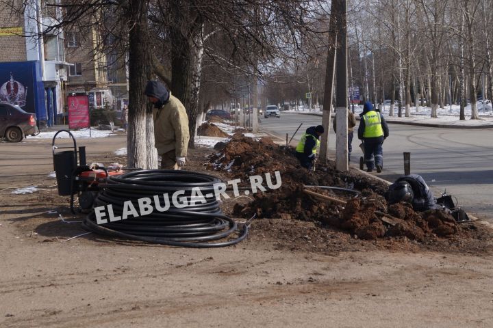 В Елабуге модернизируют 8 км сетей уличного освещения