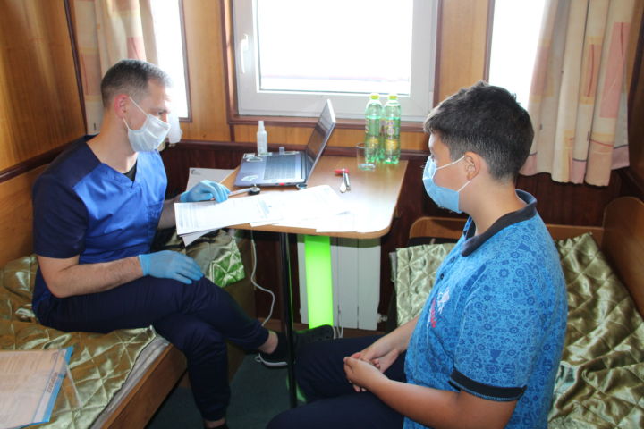 В Елабуге побывал теплоход с медиками в рамках акции "Волна здоровья"