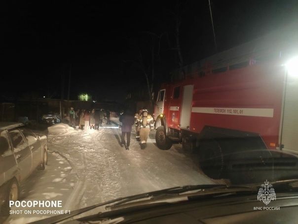 В Елабуге огнеборцы спасли людей на пожаре