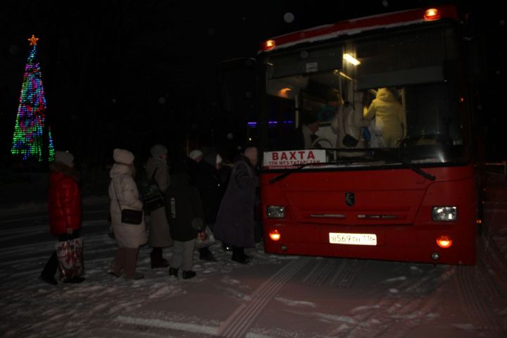 Елабужские семьи отправились в Казань на встречу к мобилизованным