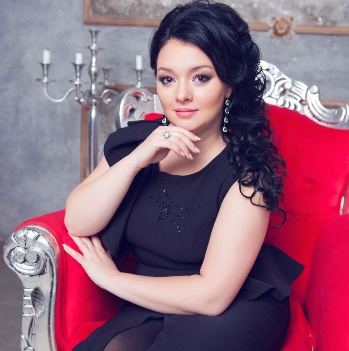 Умерла известная татарская певица Эльмира Сулейманова