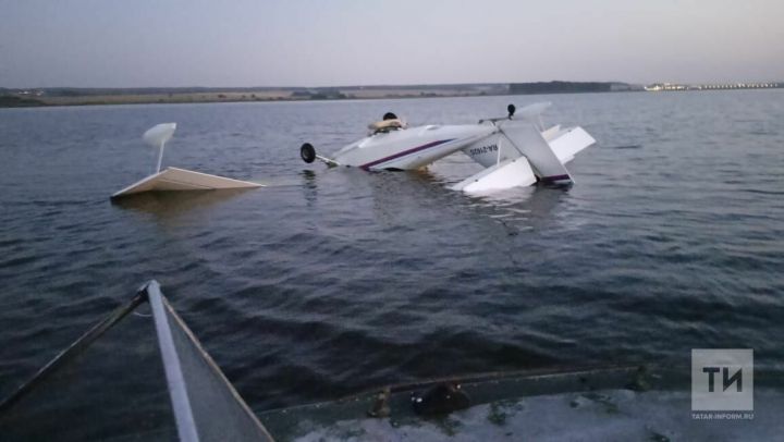 В Татарстане гидроплан упал в реку из-за ошибки пилотирования