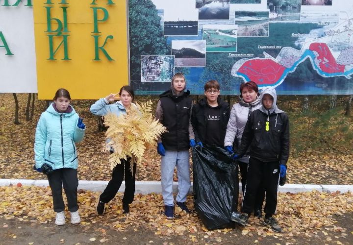 Воспитанники «Астры» принимали участие в природоохранной акции «Сохраним лес»