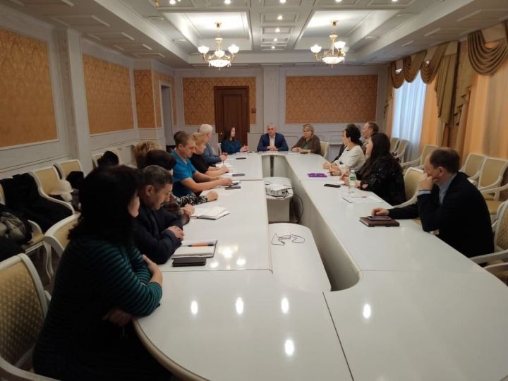 В Елабуге состоялась встреча заместителя главы с председателями ТОС