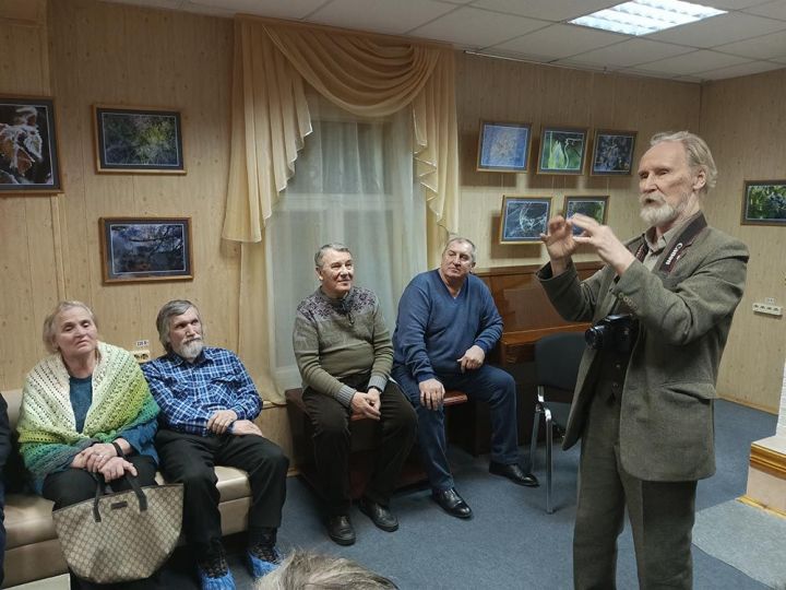 В Елабуге открылась фотовыставка Евгения Поспелова