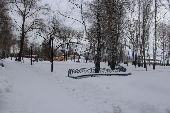 Рустем Нуриев: есть замечания по поводу содержания парков и скверов города