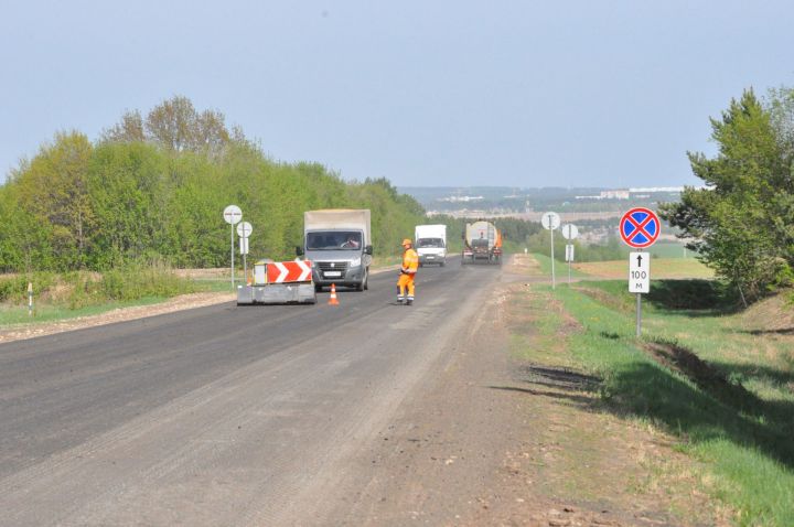 Елабужан предупреждают о перекрытии дороги на колосовской трассе
