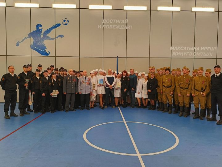 В Елабуге прошел смотр-конкурс строевой песни среди студенческих отрядов «Форпост»