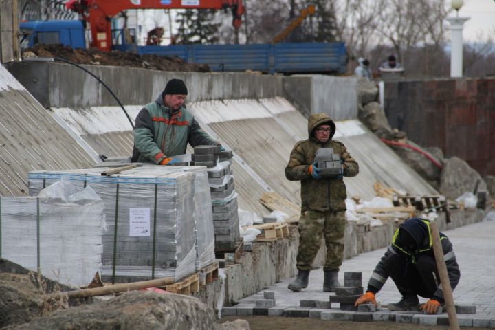 В Елабуге идет масштабная реконструкция Площади Памяти