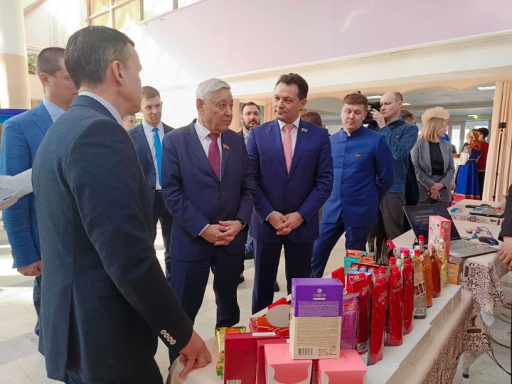 Елабугу с рабочим визитом посетил Председатель Госсовета РТ Фарид Мухаметшин