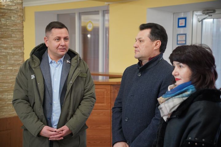 Елабугу с рабочим визитом посетил депутат Госдумы РФ Илья Вольфсон