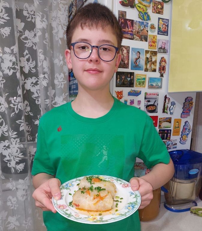 Юный журналист Азат Гусамов поделился рецептом вкусных голубцов