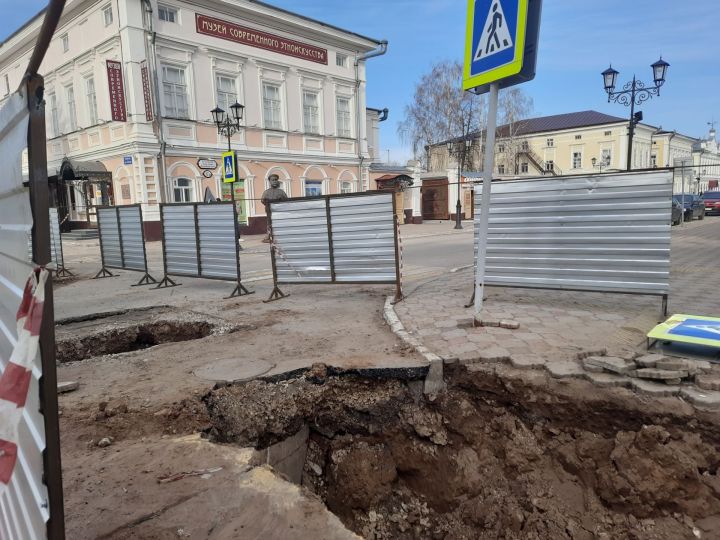 В исторической части Елабуги начался ремонт сетей водоснабжения