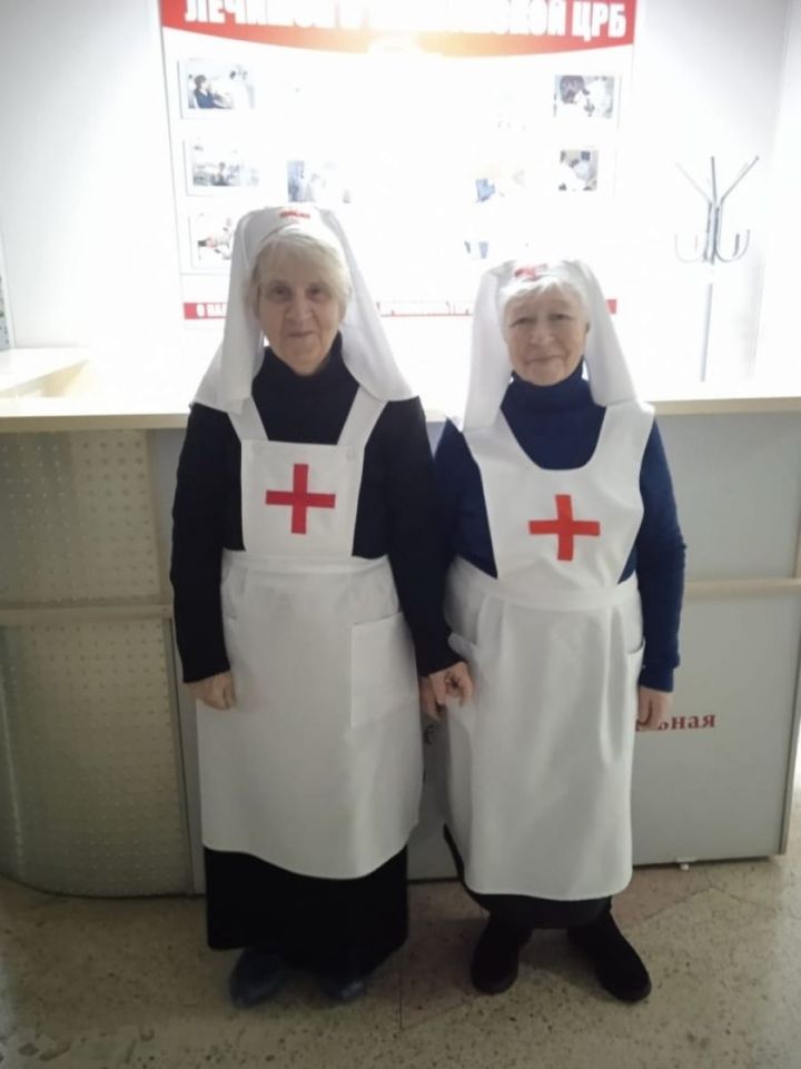 Священники оказывают помощь пациентам елабужской больницы