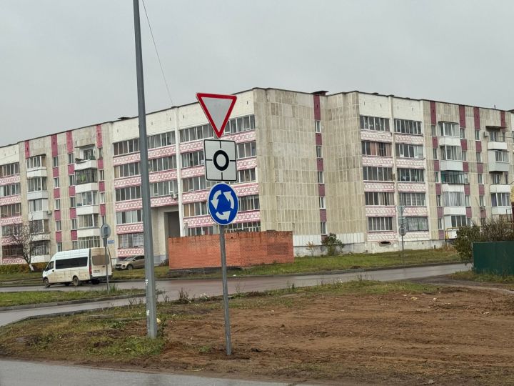 В Елабуге на Центральном стадионе появилась новая кольцевая развязка