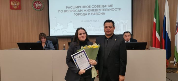 В Елабуге наградили организации за вклад в профилактику экстремизма