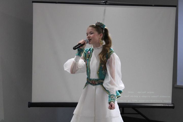 В Елабуге написали юбилейный Этнографический диктант