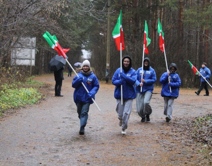 В Елабуге прошел спортивный забег в честь Дня Конституции Республики Татарстан