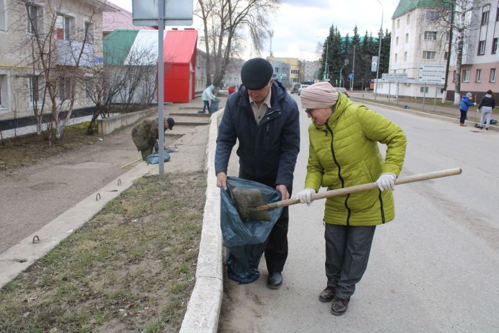 Горячий чай и угощения ждут елабужан на общегородском среднике