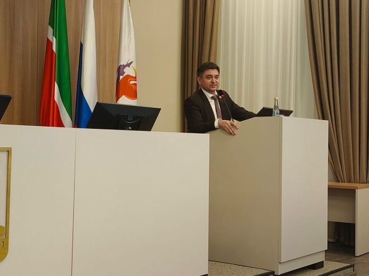 Заместитель главы Елабужского района покинул свой пост